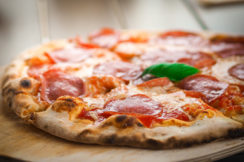 Pizza Franchise for Sale bringing in the dough with over $500,000 in sales!